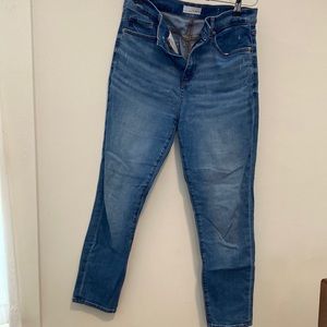 FREE SHIPPING! LOFT size 8 skinny crop jeans